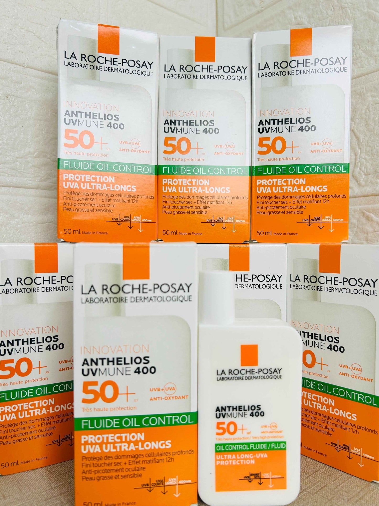 La-Roche-Posay Anthelios Uvmune 400 Oil Control Sunscreen 50 ml
