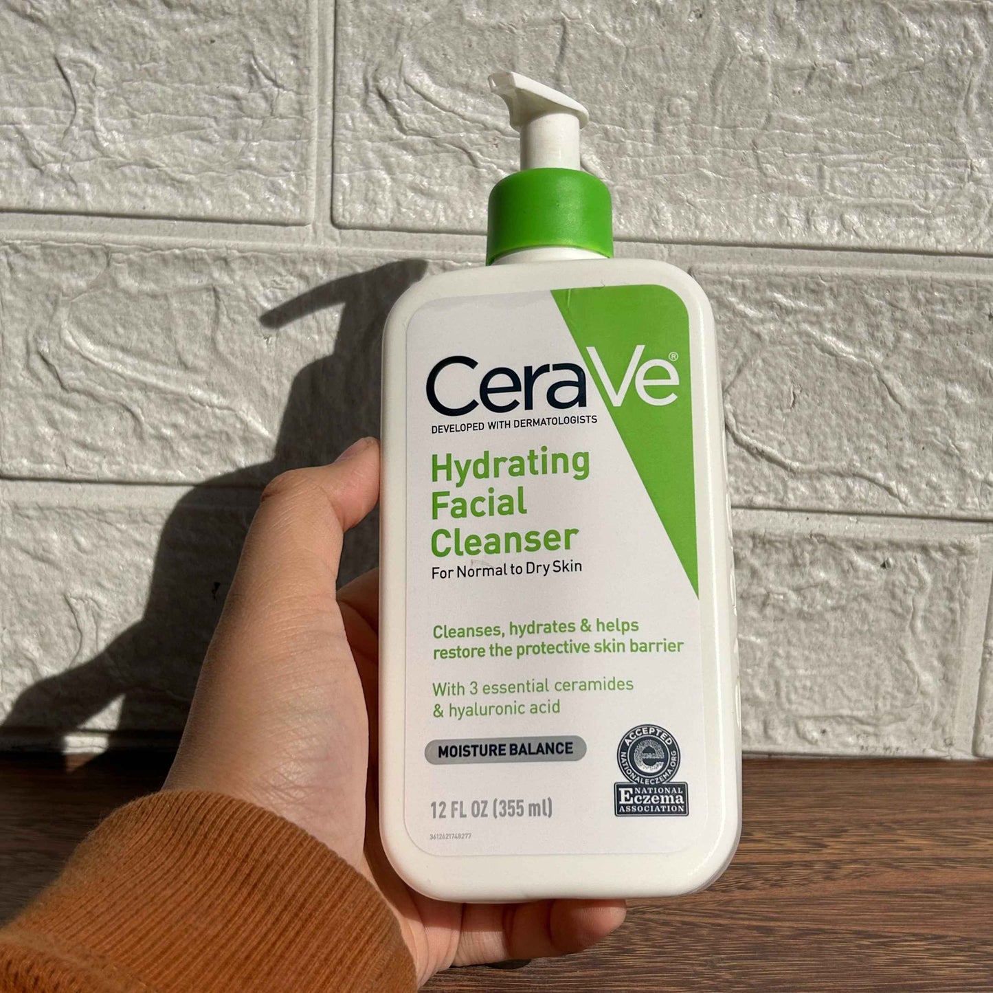 Cerave Hydrating Facial Cleanser 355ml (Big Size)
