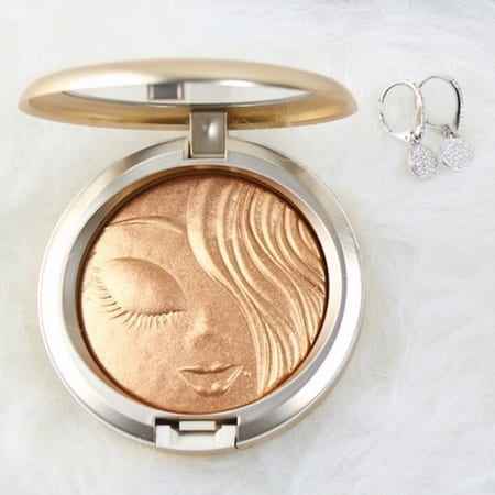 M.A.C Mariah Carey Highlighter
