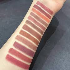 FLORMAR LIP PENCIL PACK OF 12 - FaceValue