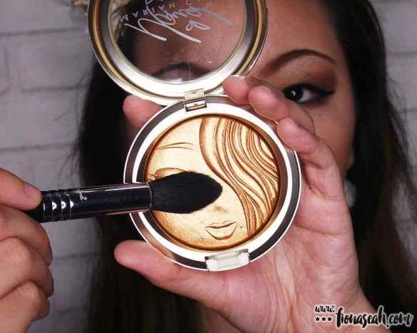 M.A.C Mariah Carey Highlighter